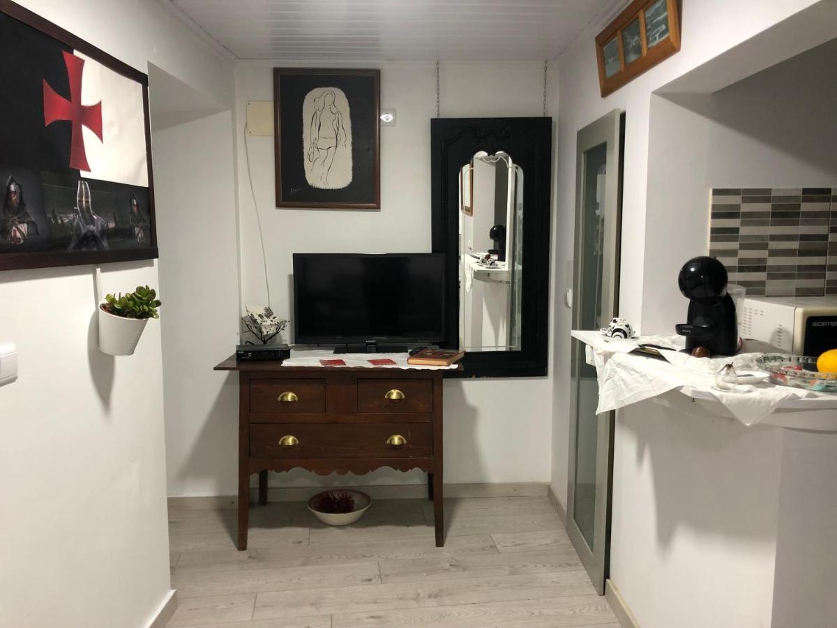 Pe Do Castelo Casinha - Pet Friendly & Garage Vila Tomar Exterior foto
